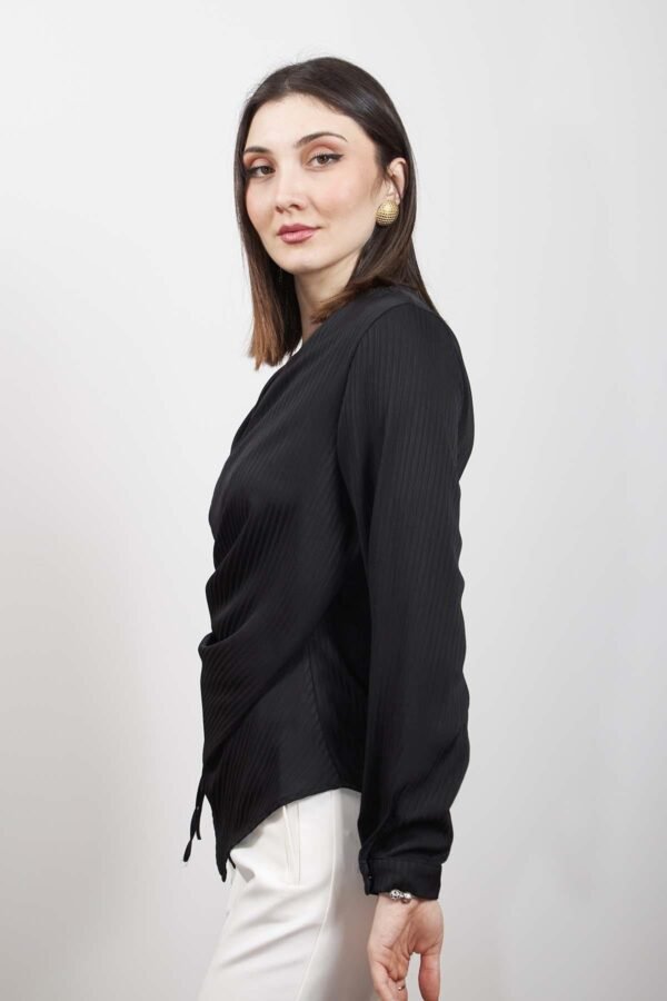 Black Pleated Double-breasted Detailed Blouse